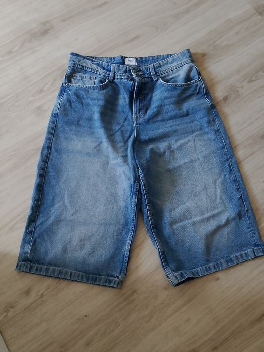 Spodenki joggery