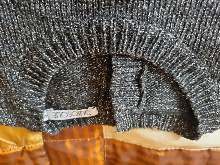 Sweter firmy  quiosoue