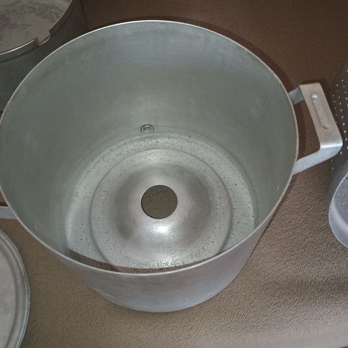 Sokownik parowy wykonany z aluminium