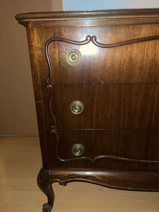 Comoda antiga madeira