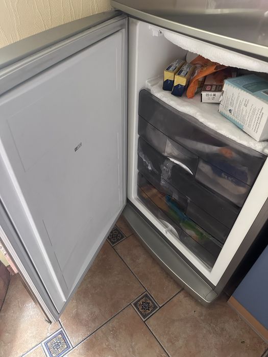 Холодильник Gorenje працює чудово