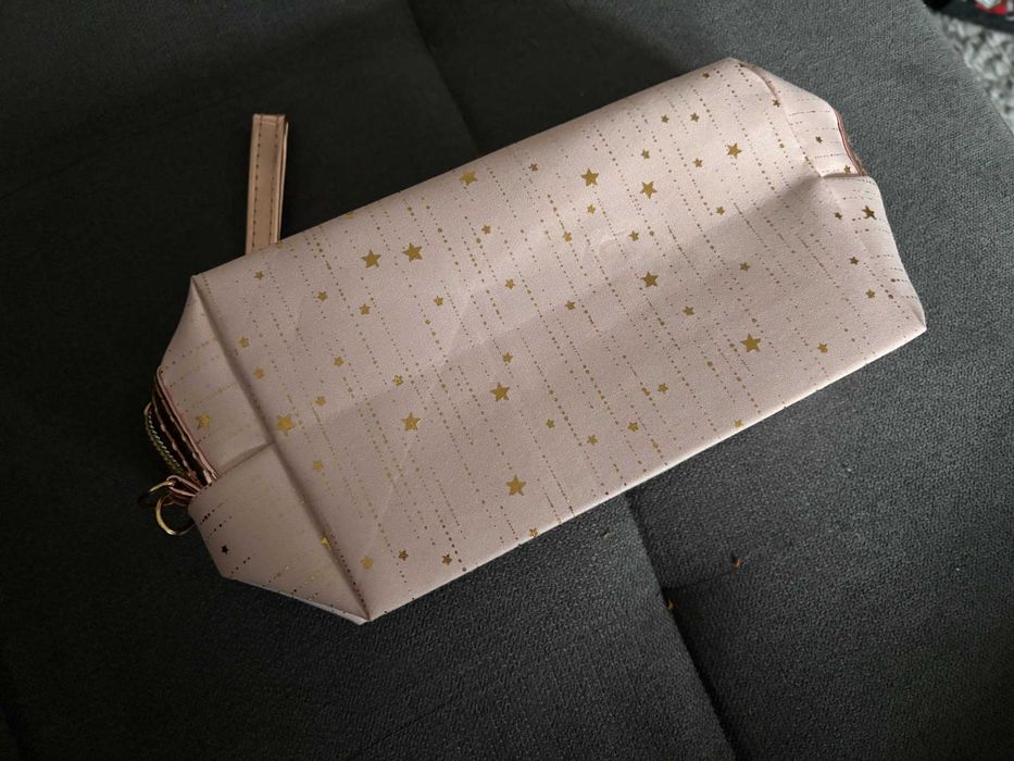 Necessaire K-pop