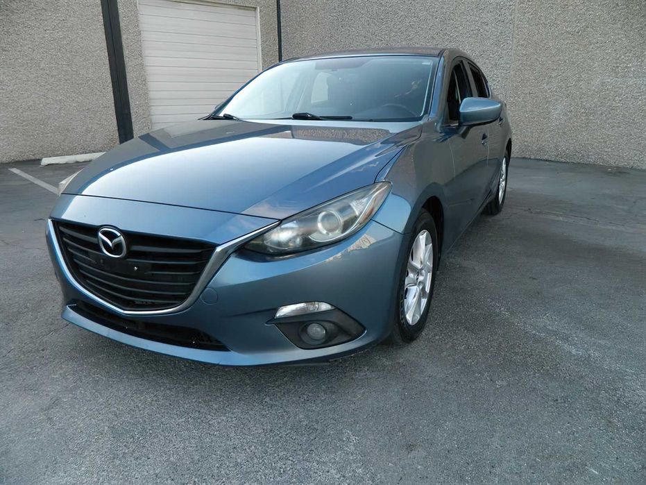 Mazda 3 i Touring      2016