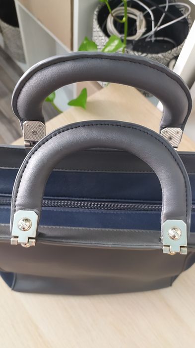 Сумка сіра з синіми вставками