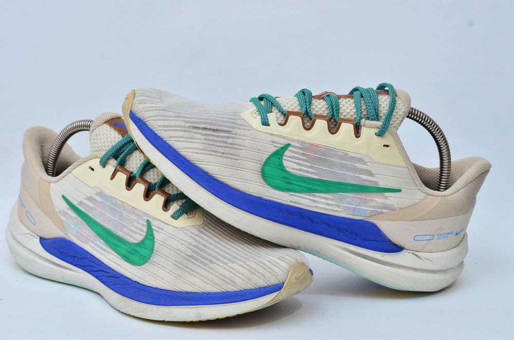 Nike Air Winflo 9 Premium 42,5р кроссовки беговые арт. DV8997-100