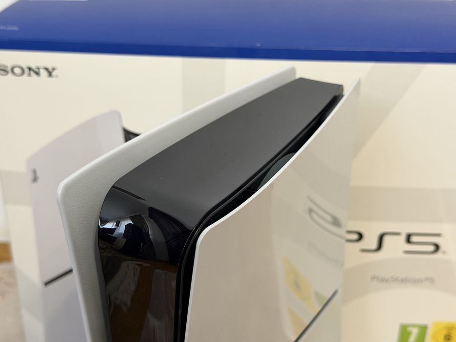 PlayStation 5 slim blu-ray 1 TB