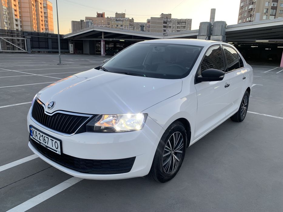 Продається Шкода Рапід 1.6акпп газ/бенз 2019року