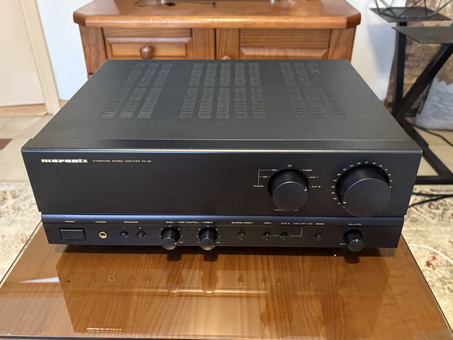 Amplificador Marantz PM 52