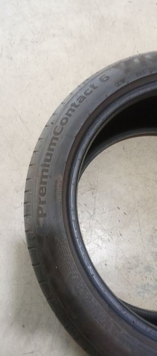 Pneus 245/40/17 Continental