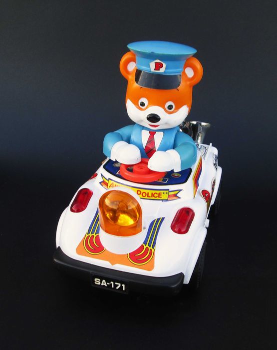 Antigo Brinquedo a Pilhas CARTOON CAR feito por SON AI TOYS Taiwan