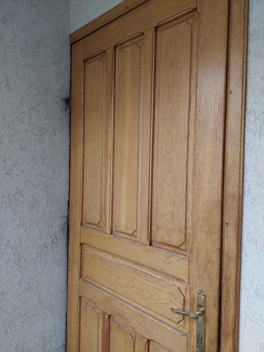 masywne drzwi dębowe dąb z litego drewna