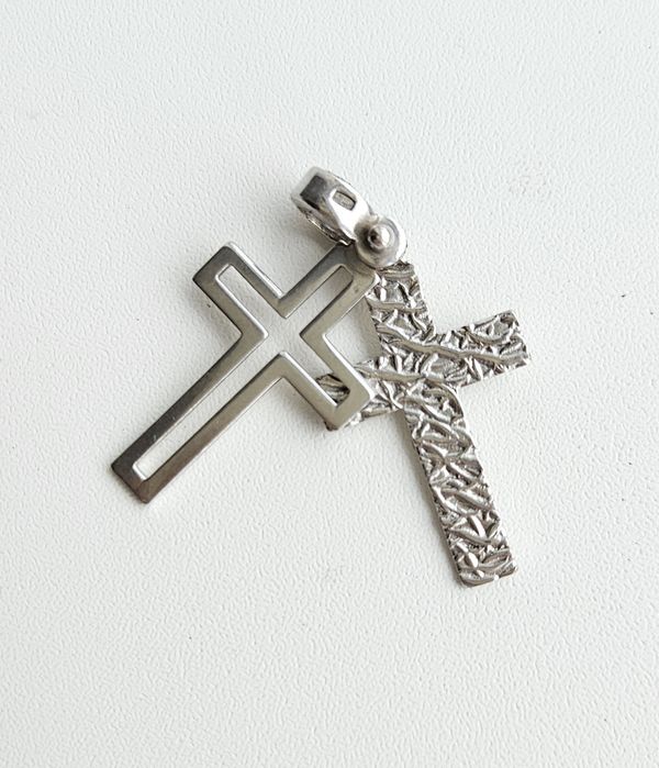 Срібний хрестик прикраса