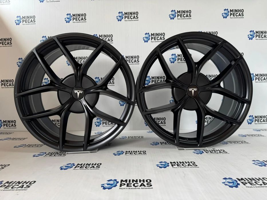 Jantes Look Tesla Model S em 20 (5x114.3) Preto Matte
