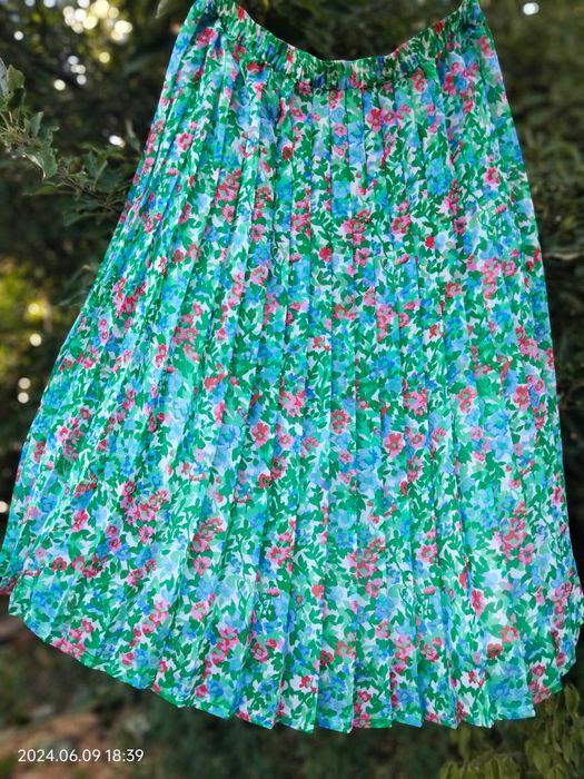 Юбка плиссе,  р.44 Германия