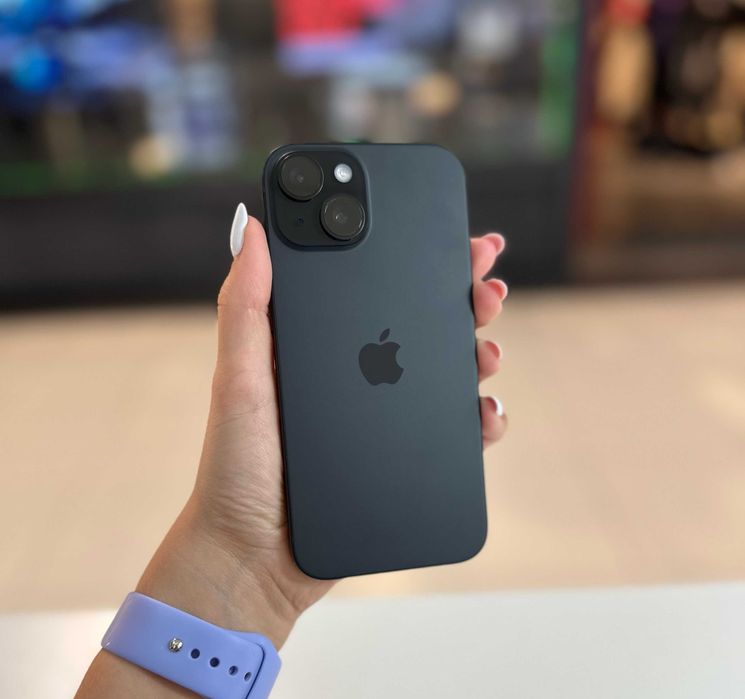 Czarny iPhone 15 128GB/85% kondycji baterii/stan bardzo dobry/GWARANCJA 24MSC/WOLA PARK