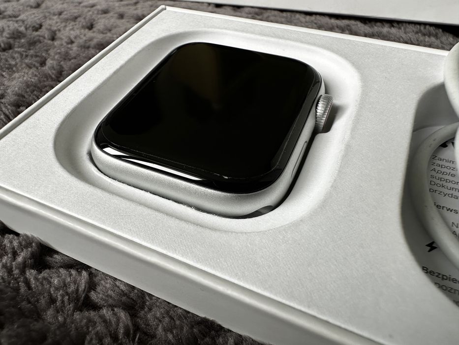 Apple Watch SE2 44 mm iCloud