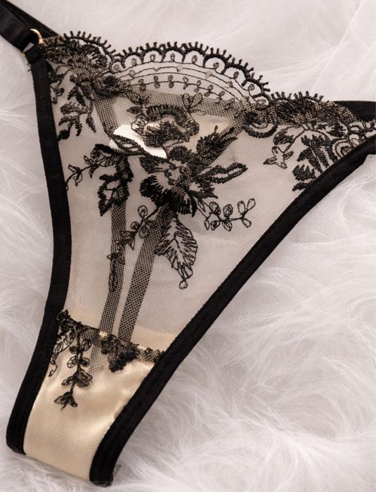 Набір жіночої білизни