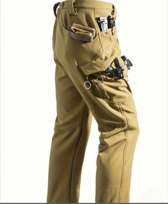 Чоловічий тактичний костюм