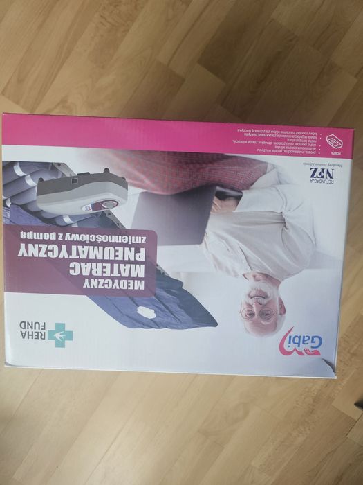 Materac przeciwodleżynowy z pompą – Reha Fund Gabi