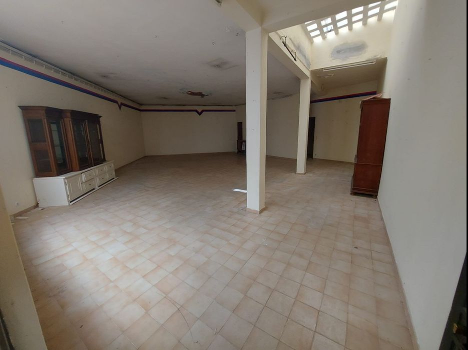 Arrendo Loja 107 m2 Quarteira (centro)