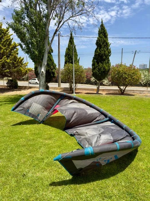 North Neo 12m Kite — Great Condition (Crispy Canopy)