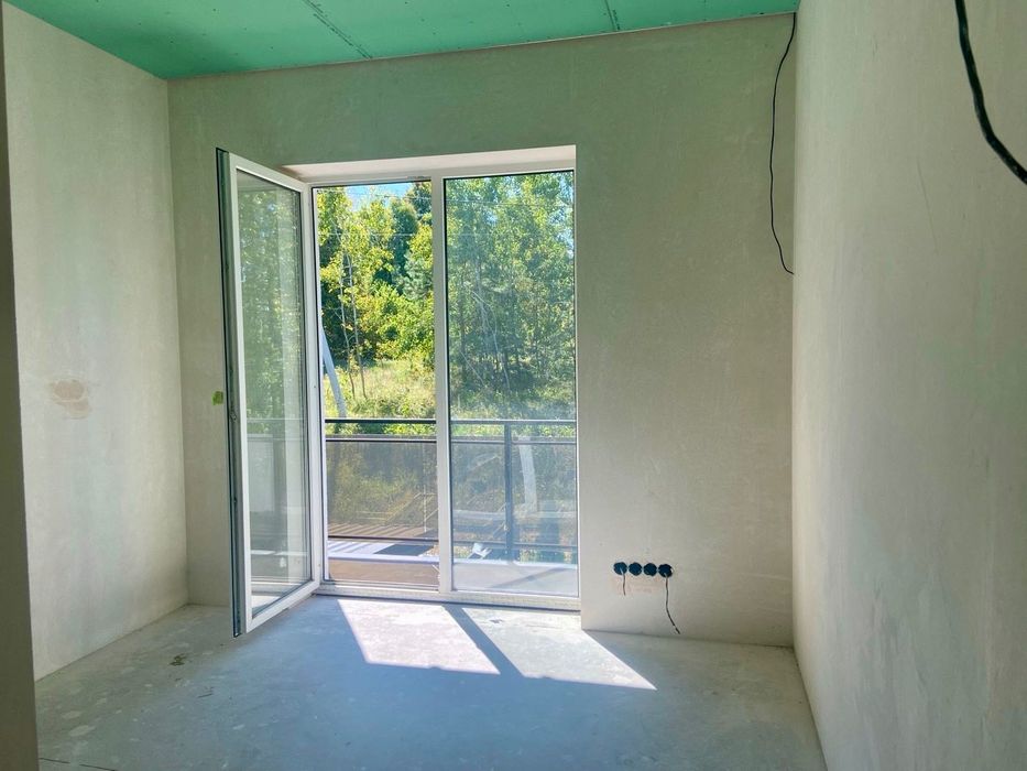 Шпитьки ТЕРЕЩЕНСЬКІ ОЗЕРА частина дуплексу 106 кв м + зем ділянка