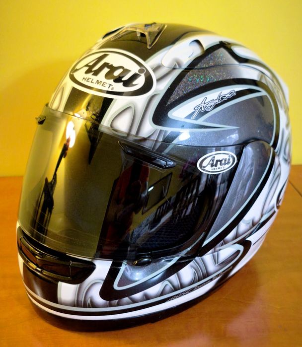 Capacete arai Sete Gibernau
