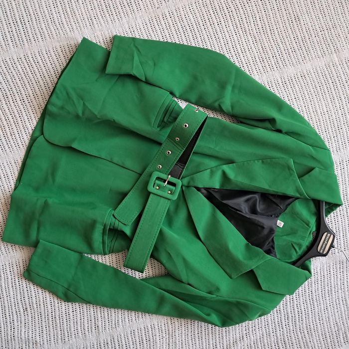 Костюм 3ка С S  42р брючний