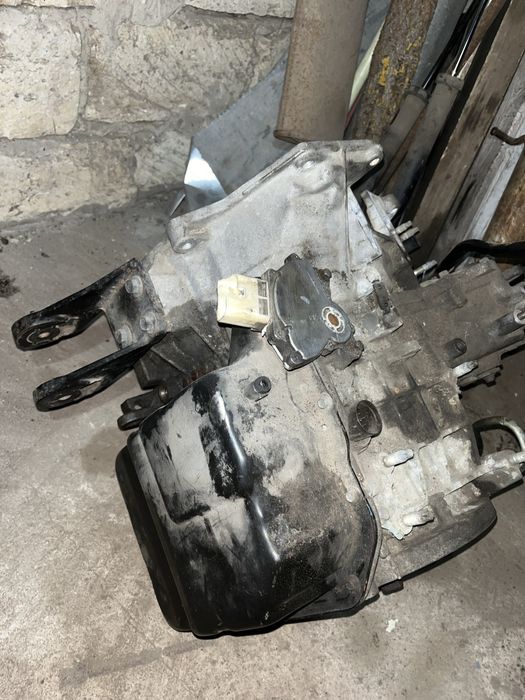 Продам АКПП Форд мондео 1. 1.8- 2 литра торг