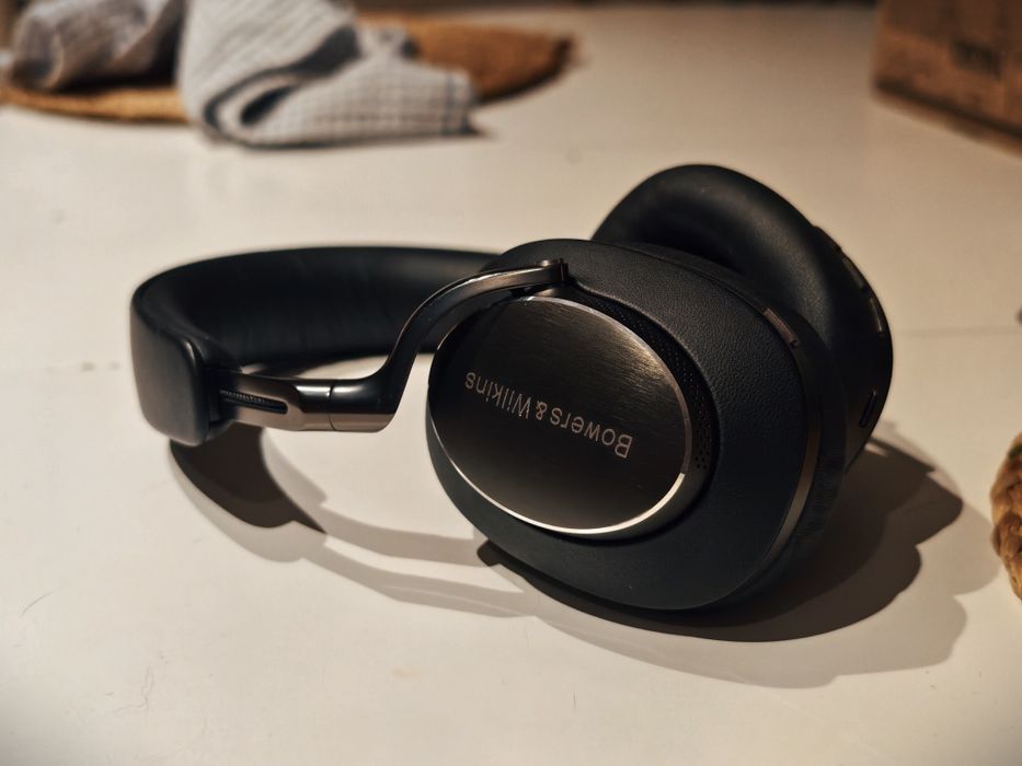 Bowers & Wilkins PX8 bezprzewodowe słuchawki nauszne BT