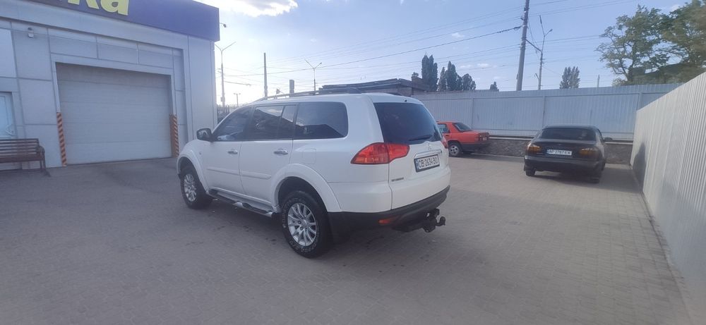 Mitsubishi Pajero Sport II