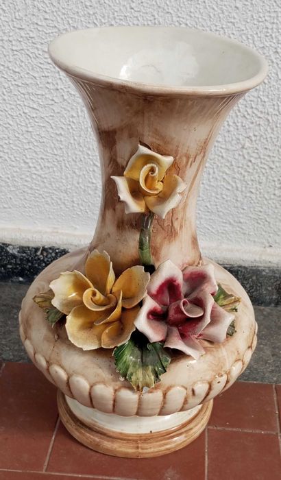 Jarro / Jarra antiga com decoração floral