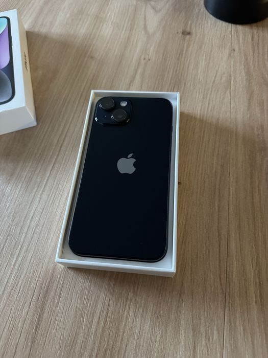 Iphone  14  MIDNIGHT  + dwa etui gratis