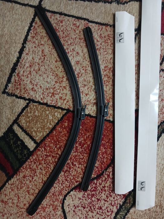 Дворники Volvo новые комплект