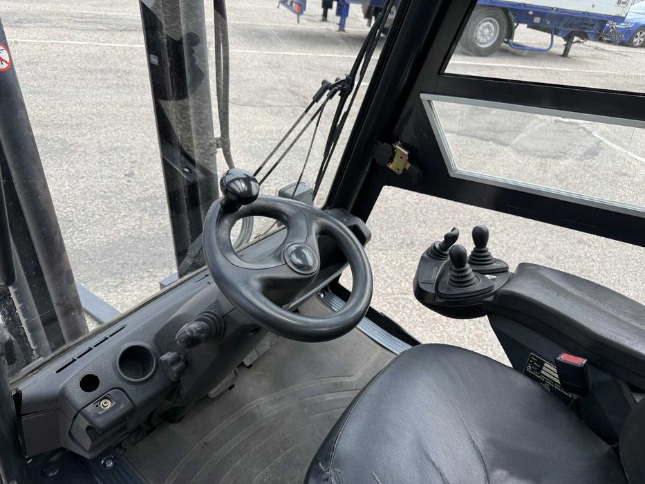 Wózek widłowy Linde H25T