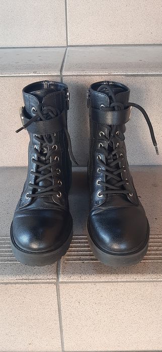 Buty damskie GUESS  , Rozmiar 38