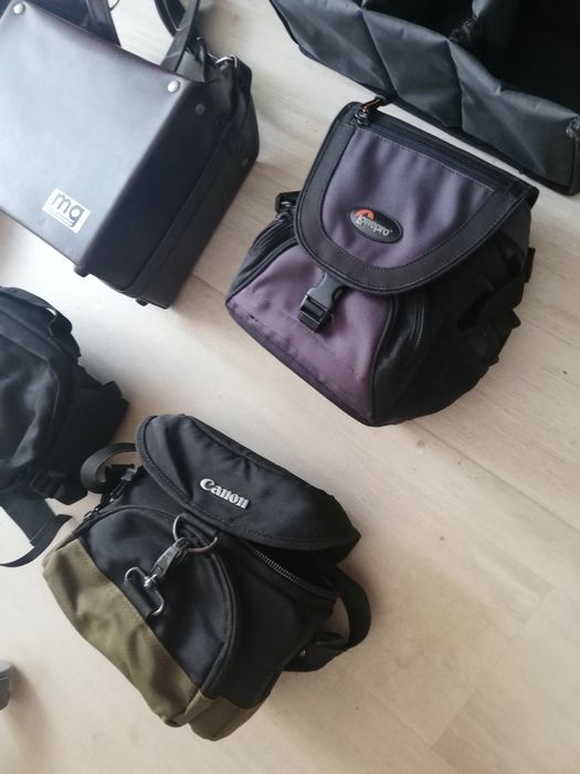 Várias malas/mochilas fotografia Lowepro e outras
