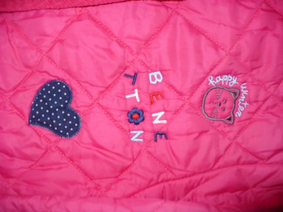 Стеганая куртка United Colors of Benetton на девочку 4-5 лет