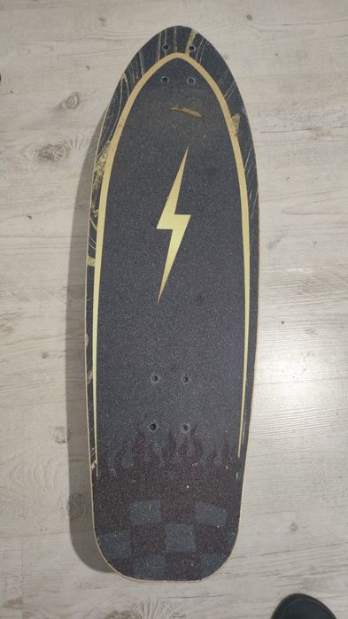 Surfskate com mala de transporte