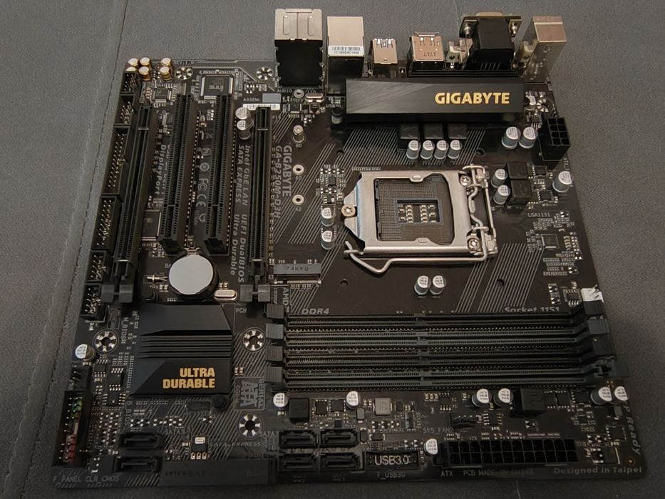 Płyta główna i procesor i7 7700