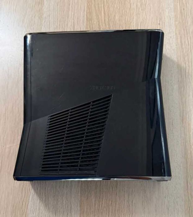Xbox 360 250GB Preta Special Edition
