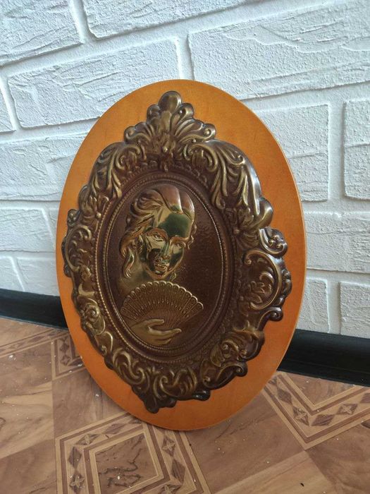 Декор, матеріал для флористів та декораторів