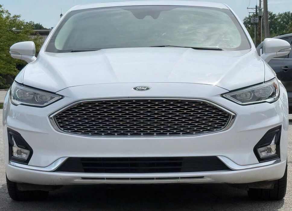 Ford Fusion Titanium      2019