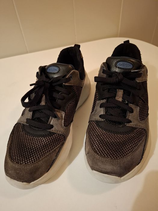 Ténis GEOX, tamanho 41, em bom estado