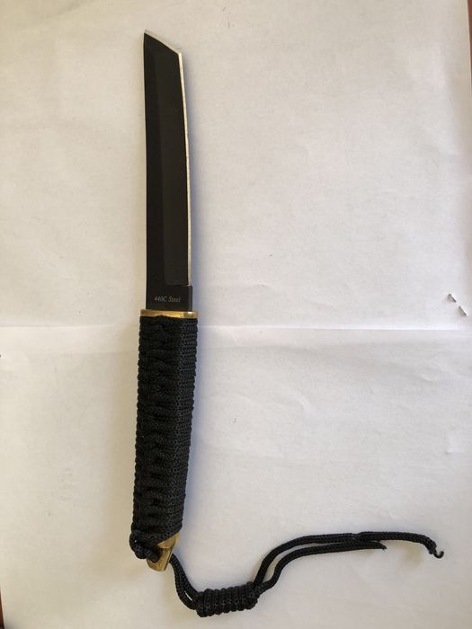 Нож не розкладной