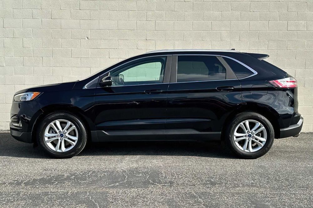 Ford Edge      2020