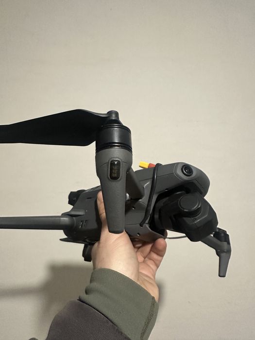 Mavic 3, 5 акумів, 2 зарадяки, 2 пульта мавік 3