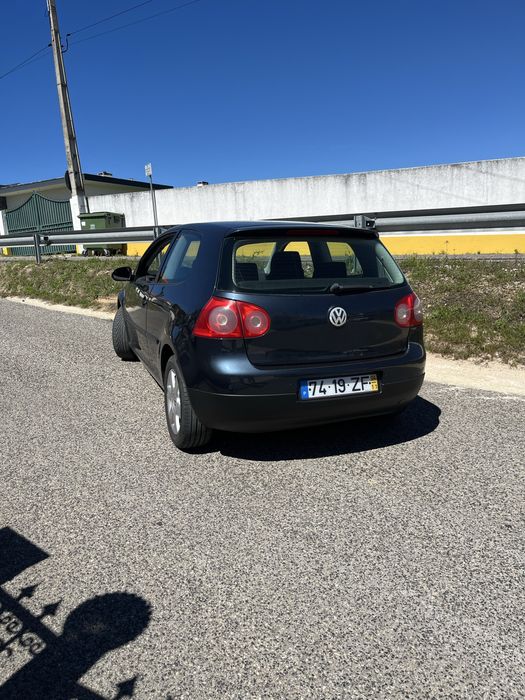 Volkswagen Golf v 1.9 tdi