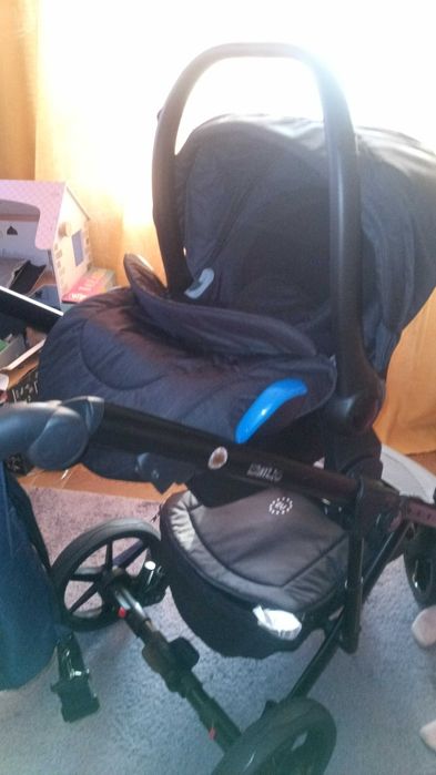 Wózek Adamex EMILIO zestaw wózek, spacerówka, łupina z adapterami