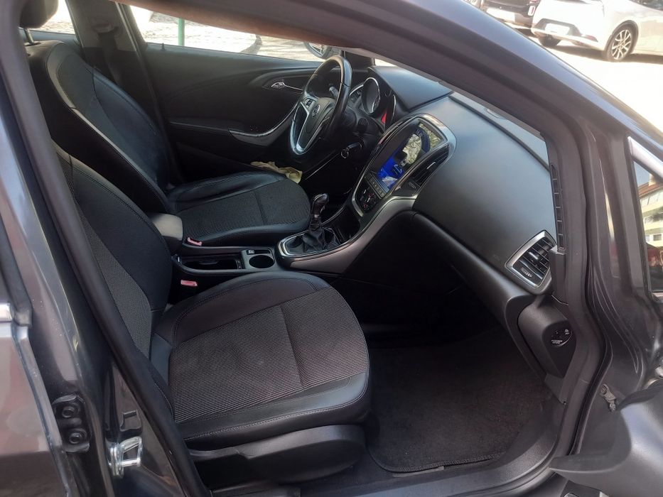 Opel Astra 2012!!